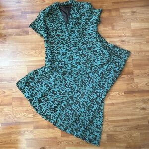 Green print skirt and blouse set - size M